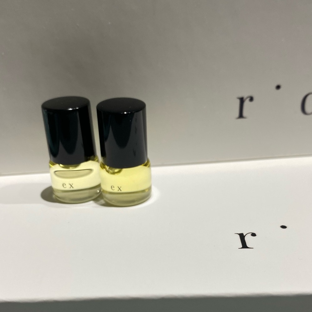 2 Riddle Oils (EX)